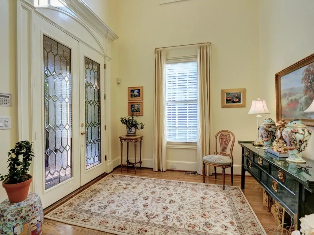 160 Enclave Circle, Atlanta, Georgia 30342, 5 Bedrooms Bedrooms, ,4 BathroomsBathrooms,Residential,Sold,160 Enclave Circle,5883382