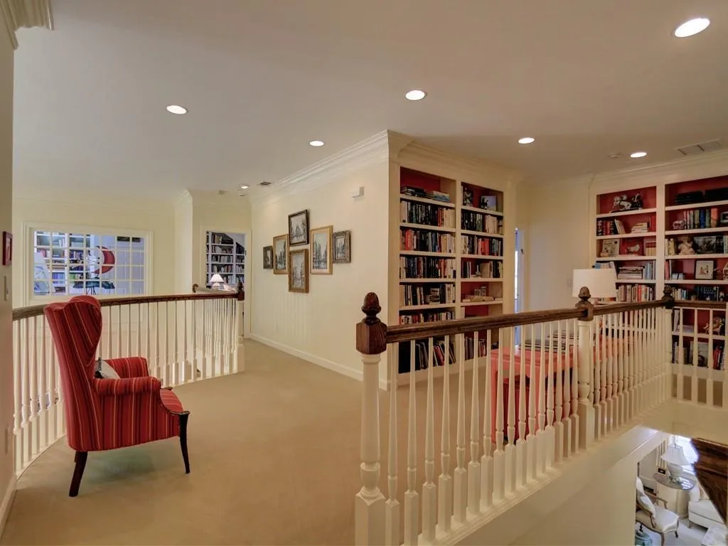 160 Enclave Circle, Atlanta, Georgia 30342, 5 Bedrooms Bedrooms, ,4 BathroomsBathrooms,Residential,Sold,160 Enclave Circle,5883382