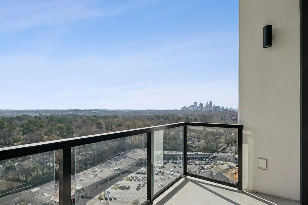 2425 Peachtree Road Ne Unit 1705, Atlanta, Georgia 30305, 3 Bedrooms Bedrooms, ,3 BathroomsBathrooms,Residential,For Sale,2425 Peachtree Road Ne Unit 1705,7544798