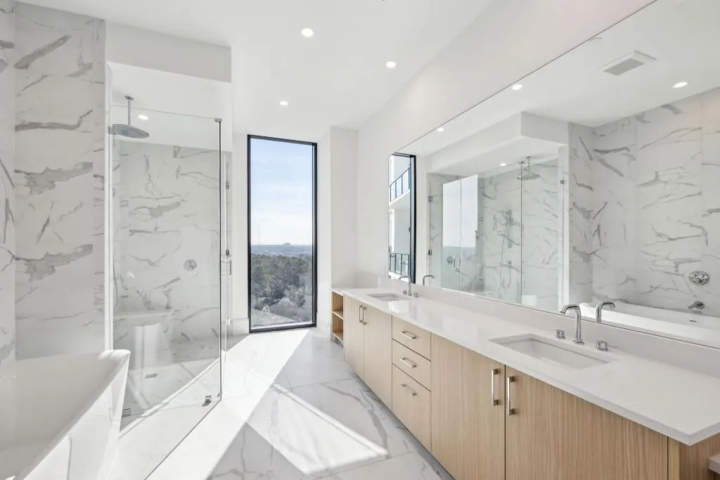 2425 Peachtree Road Ne Unit 1705, Atlanta, Georgia 30305, 3 Bedrooms Bedrooms, ,3 BathroomsBathrooms,Residential,For Sale,2425 Peachtree Road Ne Unit 1705,7544798
