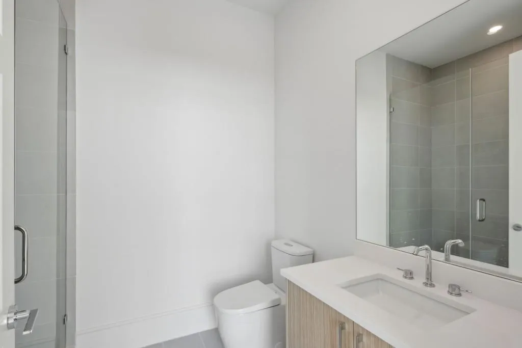 2425 Peachtree Road Ne Unit 1705, Atlanta, Georgia 30305, 3 Bedrooms Bedrooms, ,3 BathroomsBathrooms,Residential,For Sale,2425 Peachtree Road Ne Unit 1705,7544798