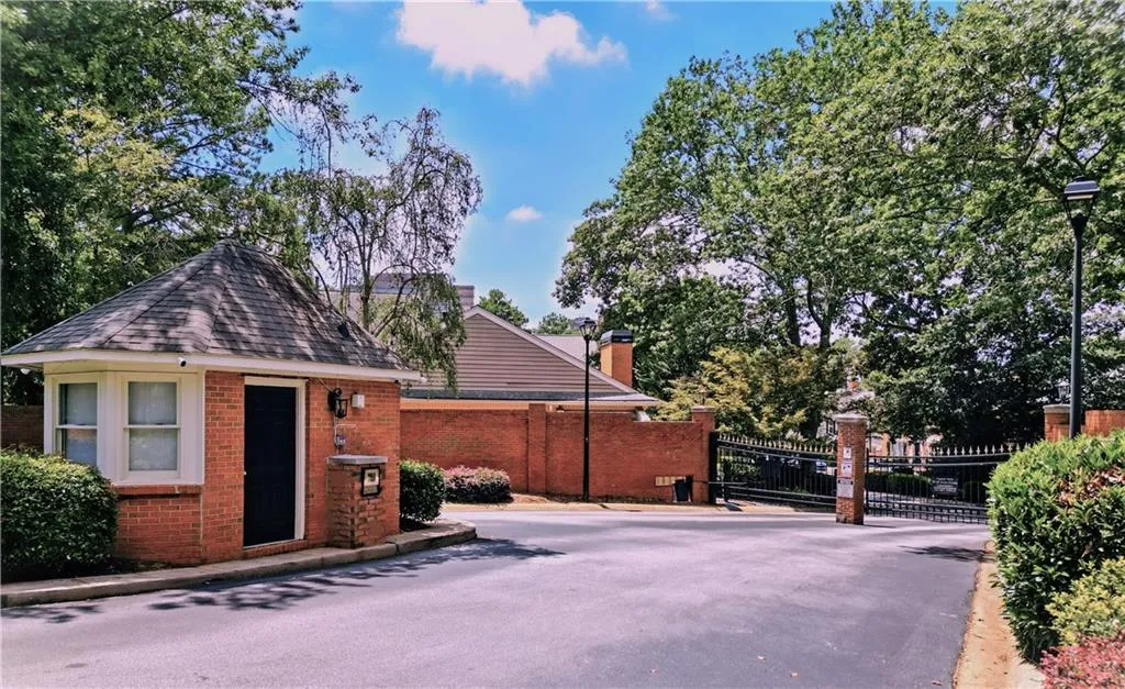 44 Mount Vernon Circle, Atlanta, Georgia 30338, 2 Bedrooms Bedrooms, ,2 BathroomsBathrooms,Residential,For Sale,44 Mount Vernon Circle,7624866