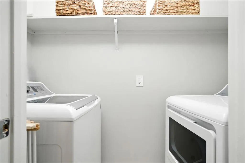 Upper Laundry Room