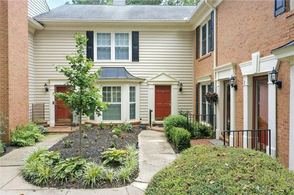 44 Mount Vernon Circle, Atlanta, Georgia 30338, 2 Bedrooms Bedrooms, ,2 BathroomsBathrooms,Residential,For Sale,44 Mount Vernon Circle,7624866