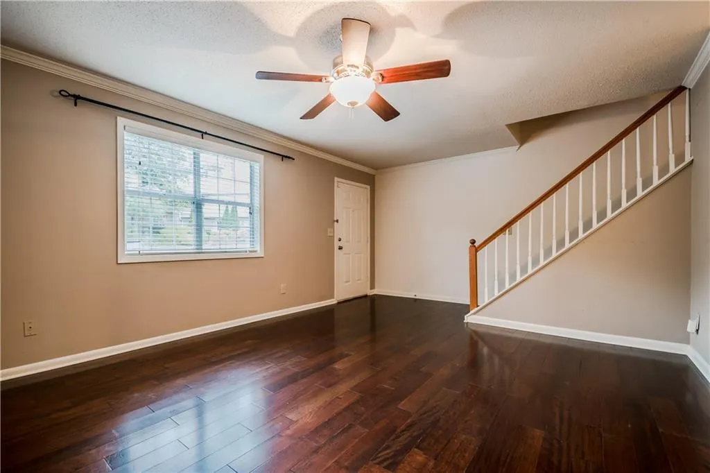 6900 Roswell Road Unit B4, Atlanta, Georgia 30328, 2 Bedrooms Bedrooms, ,2 BathroomsBathrooms,Residential,Sold,6900 Roswell Road Unit B4,5868944