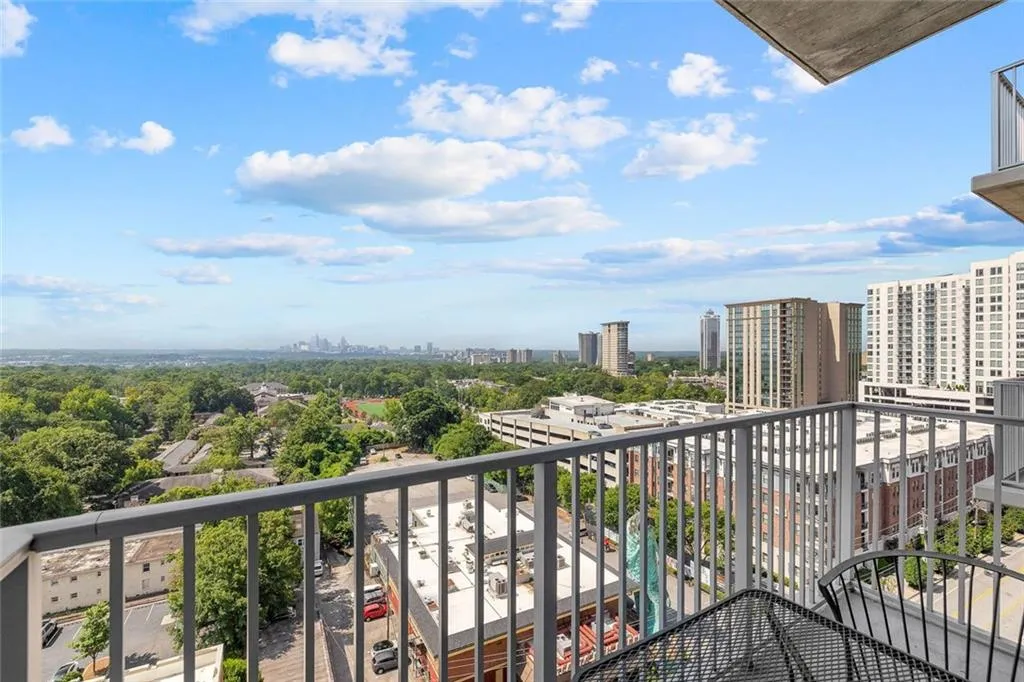 250 Pharr Road Northeast Road Ne Unit 1216, Atlanta, Georgia 30305, 1 Bedroom Bedrooms, ,1 BathroomBathrooms,Residential,For Sale,250 Pharr Road Northeast Road Ne Unit 1216,7627871