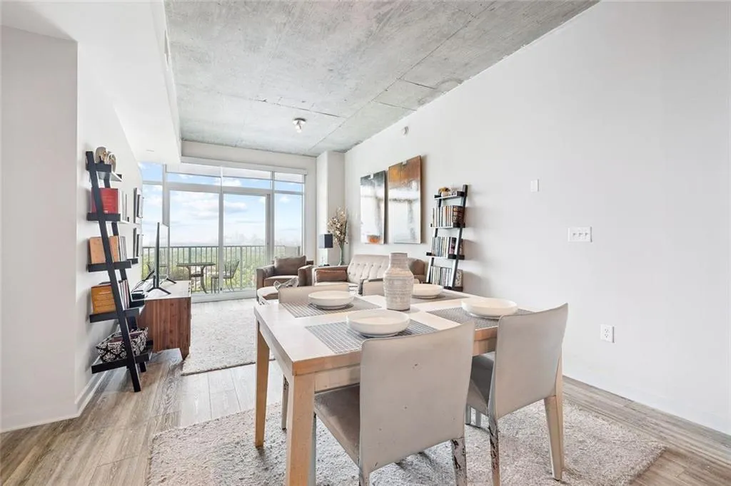 250 Pharr Road Northeast Road Ne Unit 1216, Atlanta, Georgia 30305, 1 Bedroom Bedrooms, ,1 BathroomBathrooms,Residential,For Sale,250 Pharr Road Northeast Road Ne Unit 1216,7627871