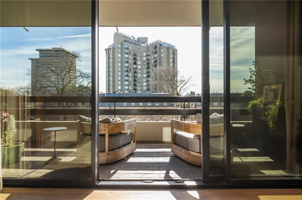 2660 Peachtree Road Nw Unit 6h, Atlanta, Georgia 30305, 2 Bedrooms Bedrooms, 0 ,2 BathroomsBathrooms,Residential,For Sale,2660 Peachtree Road Nw Unit 6h,7718585