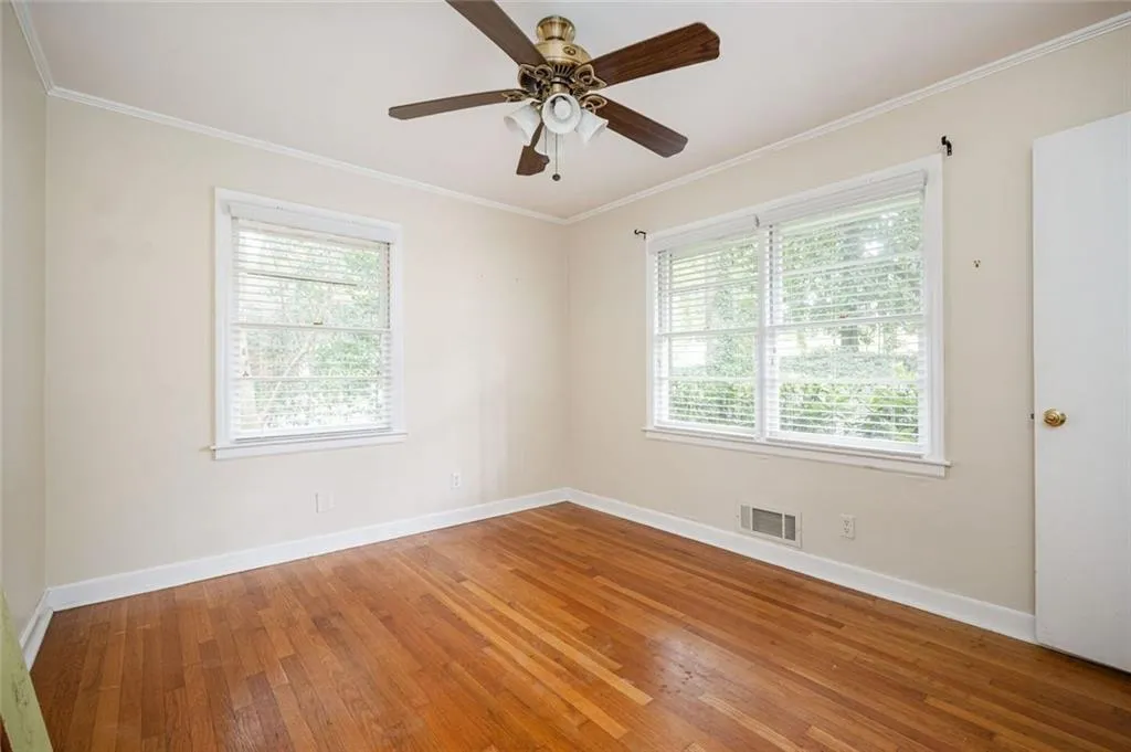 5860 Greenbrier Road Ne, Atlanta, Georgia 30328, 4 Bedrooms Bedrooms, ,3 BathroomsBathrooms,Residential,For Sale,5860 Greenbrier Road Ne,7713463