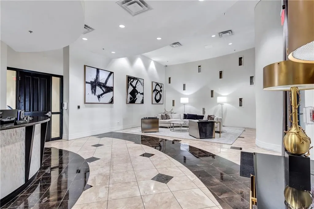 3040 Peachtree Road Nw Unit 1602, Atlanta, Georgia 30305, 1 Bedroom Bedrooms, ,1 BathroomBathrooms,Residential,For Sale,3040 Peachtree Road Nw Unit 1602,7535796
