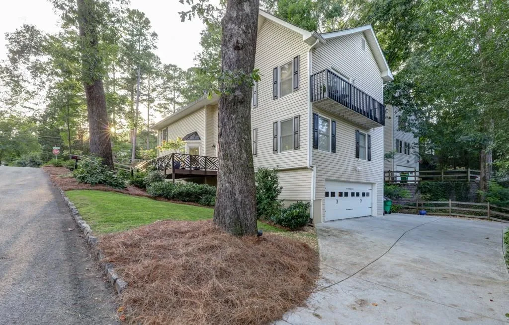 450 Lafayette Avenue, Atlanta, Georgia 30327, 3 Bedrooms Bedrooms, ,3 BathroomsBathrooms,Residential,Sold,450 Lafayette Avenue,6770080