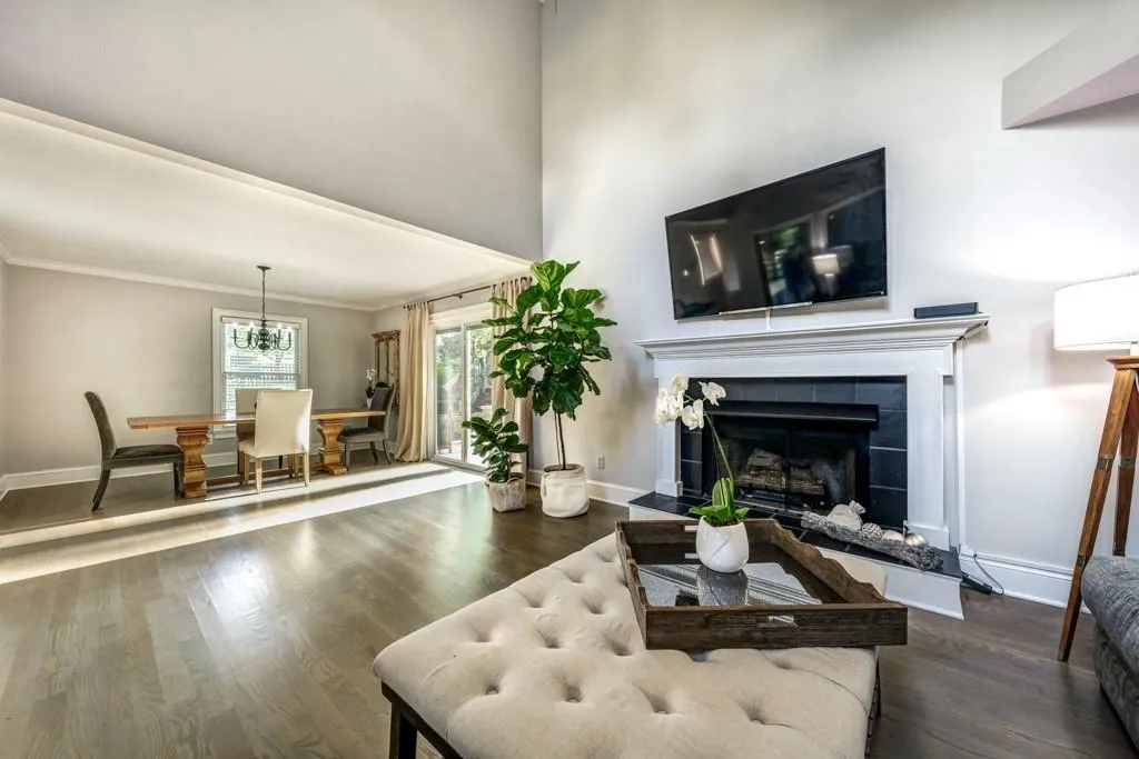 450 Lafayette Avenue, Atlanta, Georgia 30327, 3 Bedrooms Bedrooms, ,3 BathroomsBathrooms,Residential,Sold,450 Lafayette Avenue,6770080