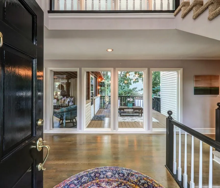 450 Lafayette Avenue, Atlanta, Georgia 30327, 3 Bedrooms Bedrooms, ,3 BathroomsBathrooms,Residential,Sold,450 Lafayette Avenue,6770080