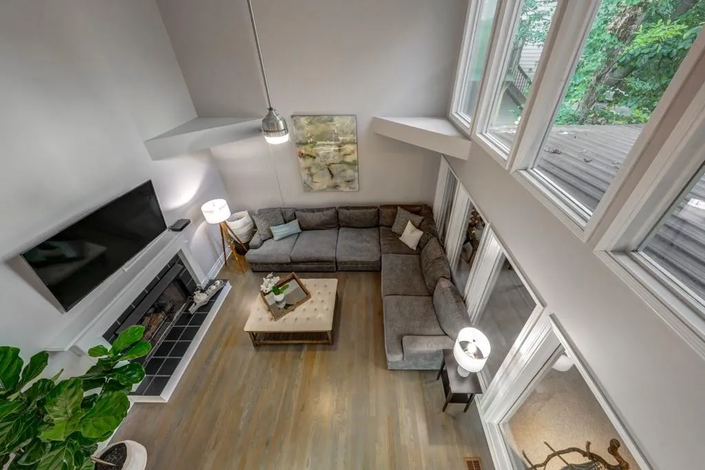 450 Lafayette Avenue, Atlanta, Georgia 30327, 3 Bedrooms Bedrooms, ,3 BathroomsBathrooms,Residential,Sold,450 Lafayette Avenue,6770080