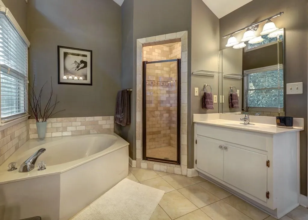 450 Lafayette Avenue, Atlanta, Georgia 30327, 3 Bedrooms Bedrooms, ,3 BathroomsBathrooms,Residential,Sold,450 Lafayette Avenue,6770080