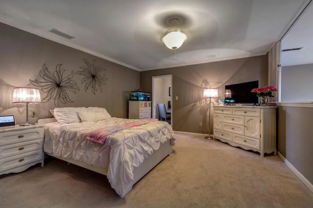450 Lafayette Avenue, Atlanta, Georgia 30327, 3 Bedrooms Bedrooms, ,3 BathroomsBathrooms,Residential,Sold,450 Lafayette Avenue,6770080