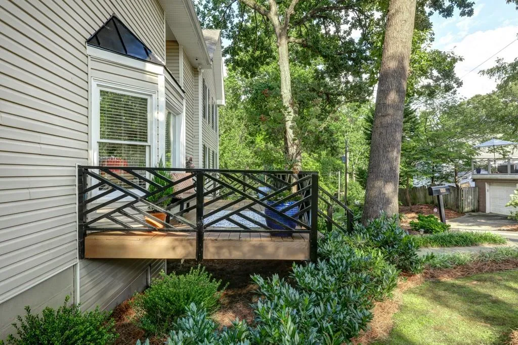 450 Lafayette Avenue, Atlanta, Georgia 30327, 3 Bedrooms Bedrooms, ,3 BathroomsBathrooms,Residential,Sold,450 Lafayette Avenue,6770080