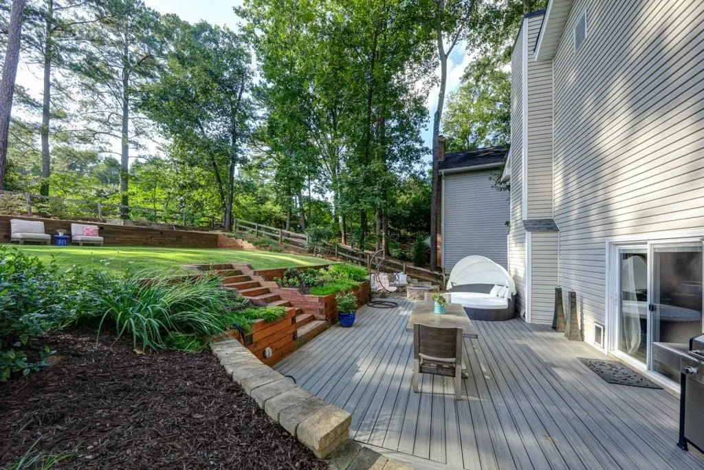450 Lafayette Avenue, Atlanta, Georgia 30327, 3 Bedrooms Bedrooms, ,3 BathroomsBathrooms,Residential,Sold,450 Lafayette Avenue,6770080
