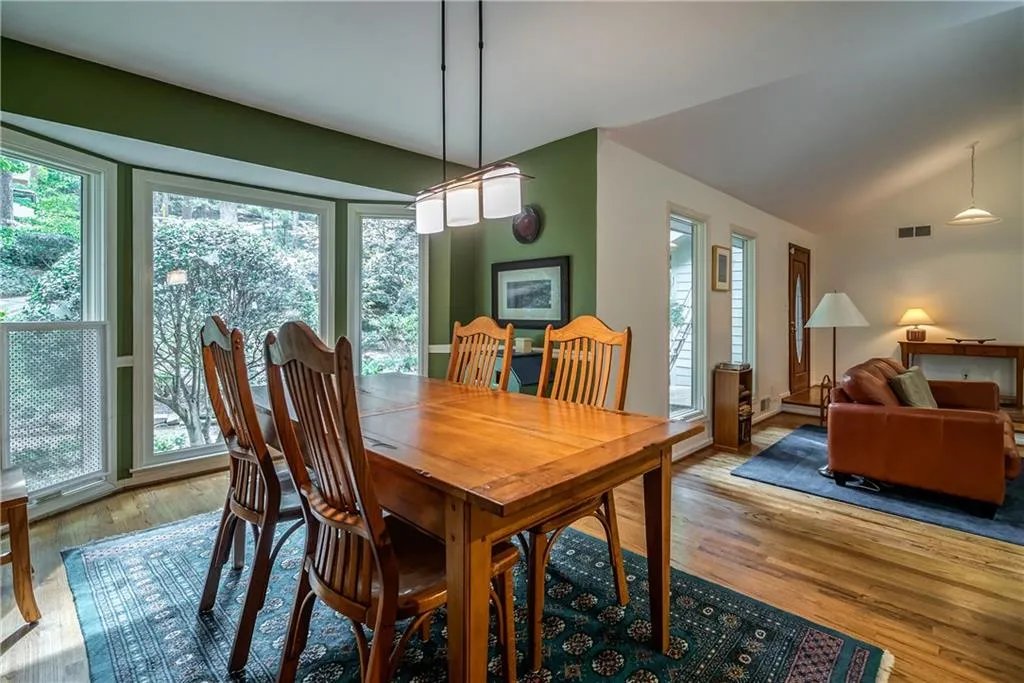 980 Lost Forest Drive Nw, Sandy Springs, Georgia 30328, 4 Bedrooms Bedrooms, ,3 BathroomsBathrooms,Residential,Sold,980 Lost Forest Drive Nw,6091357