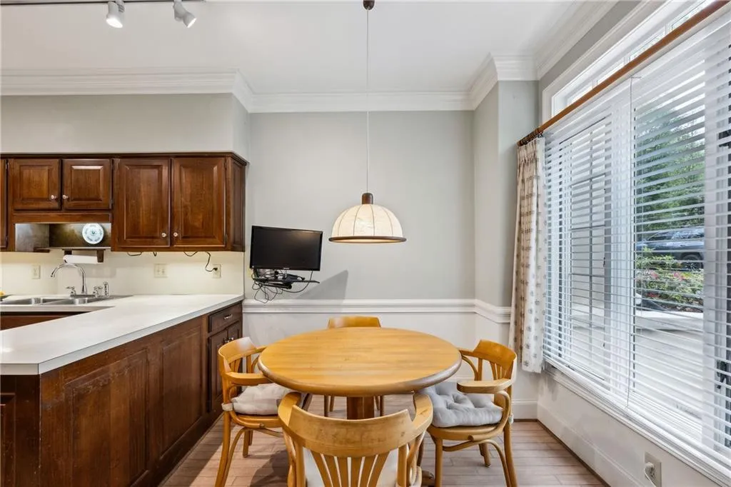 12 Braemore Drive, Atlanta, Georgia 30328, 4 Bedrooms Bedrooms, ,3 BathroomsBathrooms,Residential,Sold,12 Braemore Drive,7547590