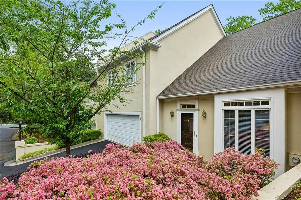 12 Braemore Drive, Atlanta, Georgia 30328, 4 Bedrooms Bedrooms, ,3 BathroomsBathrooms,Residential,Sold,12 Braemore Drive,7547590