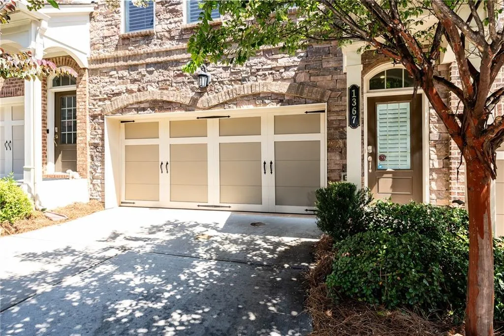 1357 Harris Way, Brookhaven, Georgia 30319, 4 Bedrooms Bedrooms, ,3 BathroomsBathrooms,Residential,For Sale,1357 Harris Way,7618463