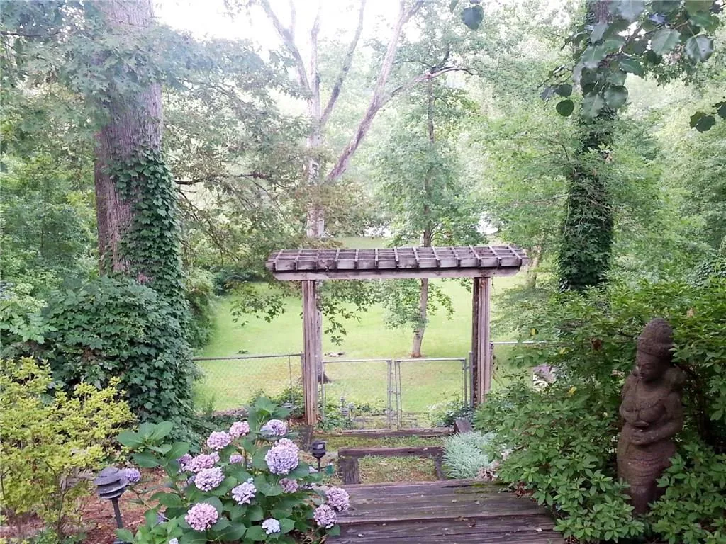 9715 Roberts Drive, Sandy Springs, Georgia 30350, 4 Bedrooms Bedrooms, ,4 BathroomsBathrooms,Residential,Sold,9715 Roberts Drive,5718902 9715 Roberts Drive, Sandy Springs, Georgia 30350, 4 Bedrooms Bedrooms, ,4 BathroomsBathrooms,Residential,Sold,9715 Roberts Drive,5718902