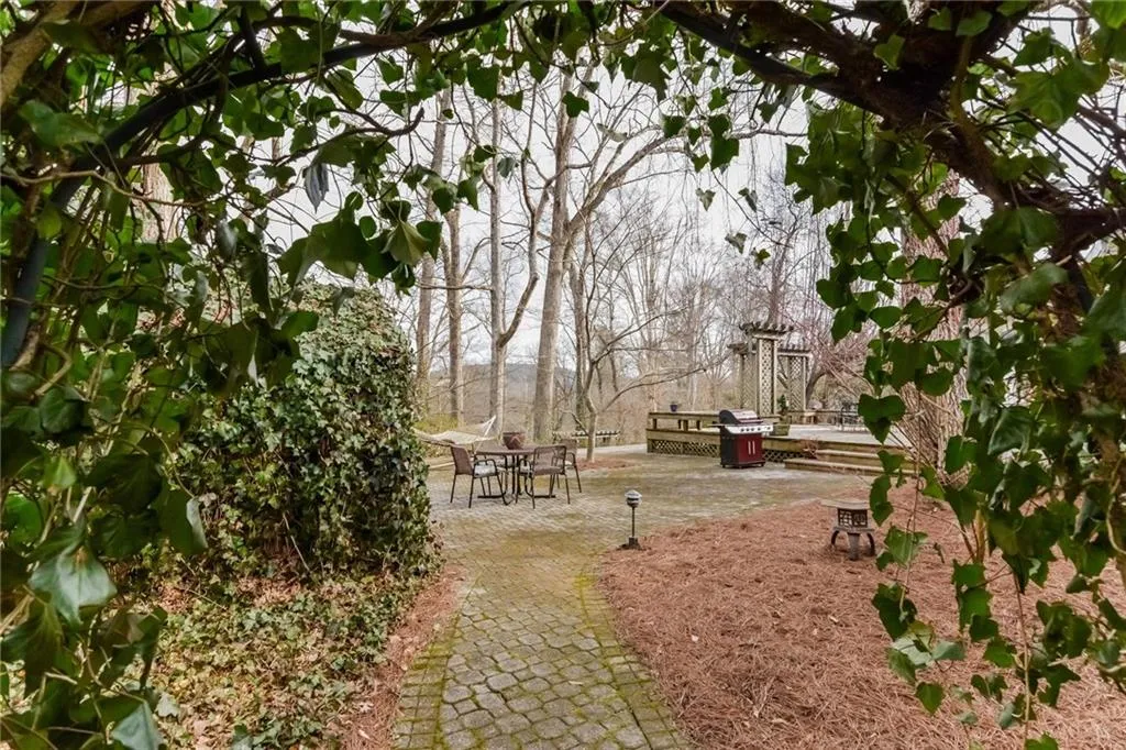 9715 Roberts Drive, Sandy Springs, Georgia 30350, 4 Bedrooms Bedrooms, ,4 BathroomsBathrooms,Residential,Sold,9715 Roberts Drive,5718902 9715 Roberts Drive, Sandy Springs, Georgia 30350, 4 Bedrooms Bedrooms, ,4 BathroomsBathrooms,Residential,Sold,9715 Roberts Drive,5718902