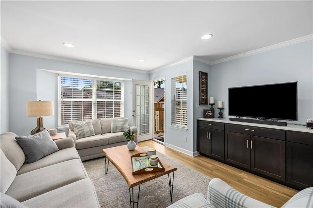 1011 Chastain Park Court Ne, Atlanta, Georgia 30342, 2 Bedrooms Bedrooms, ,2 BathroomsBathrooms,Residential,For Sale,1011 Chastain Park Court Ne,7608249