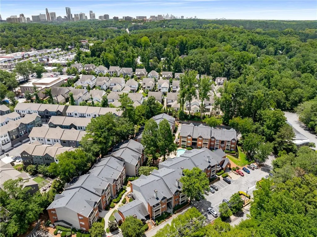 1011 Chastain Park Court Ne, Atlanta, Georgia 30342, 2 Bedrooms Bedrooms, ,2 BathroomsBathrooms,Residential,For Sale,1011 Chastain Park Court Ne,7608249