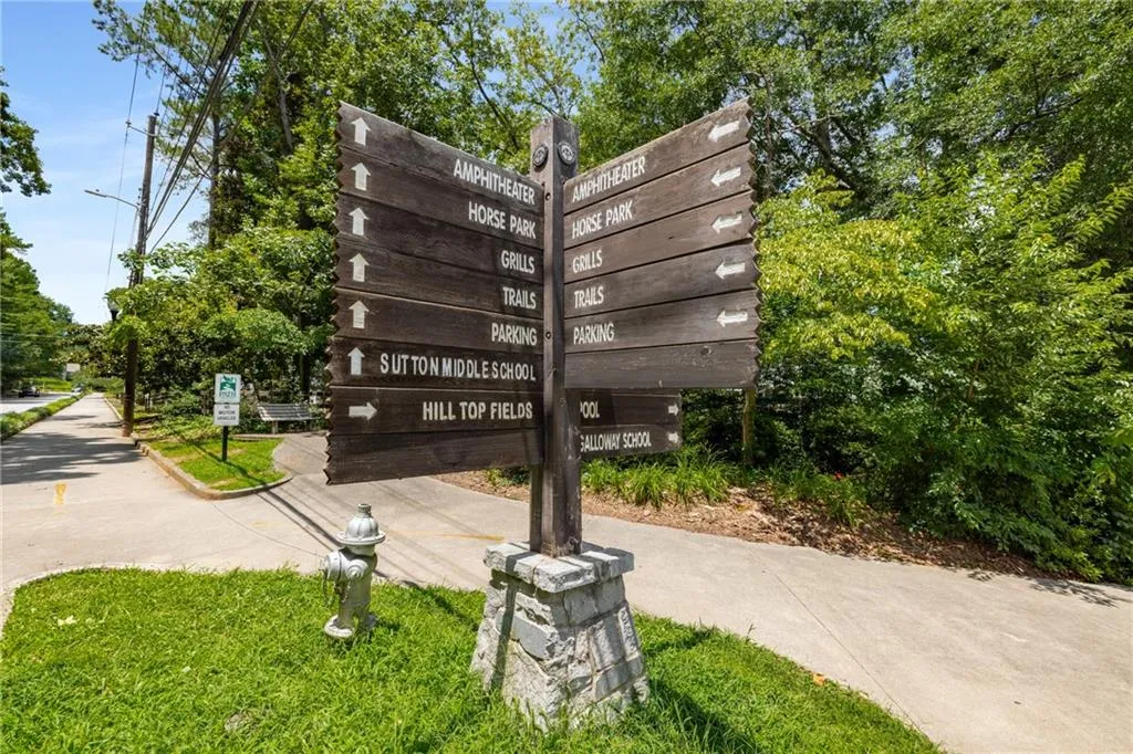 1011 Chastain Park Court Ne, Atlanta, Georgia 30342, 2 Bedrooms Bedrooms, ,2 BathroomsBathrooms,Residential,For Sale,1011 Chastain Park Court Ne,7608249