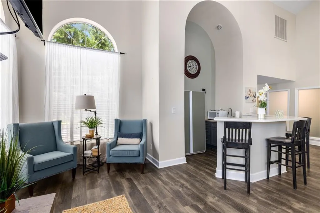 1011 Chastain Park Court Ne, Atlanta, Georgia 30342, 2 Bedrooms Bedrooms, ,2 BathroomsBathrooms,Residential,For Sale,1011 Chastain Park Court Ne,7608249