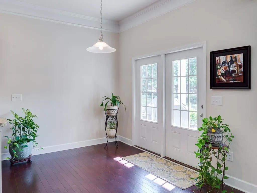 111 Beverly Place, Sandy Springs, Georgia 30328, 3 Bedrooms Bedrooms, ,3 BathroomsBathrooms,Residential,Sold,111 Beverly Place,5804366