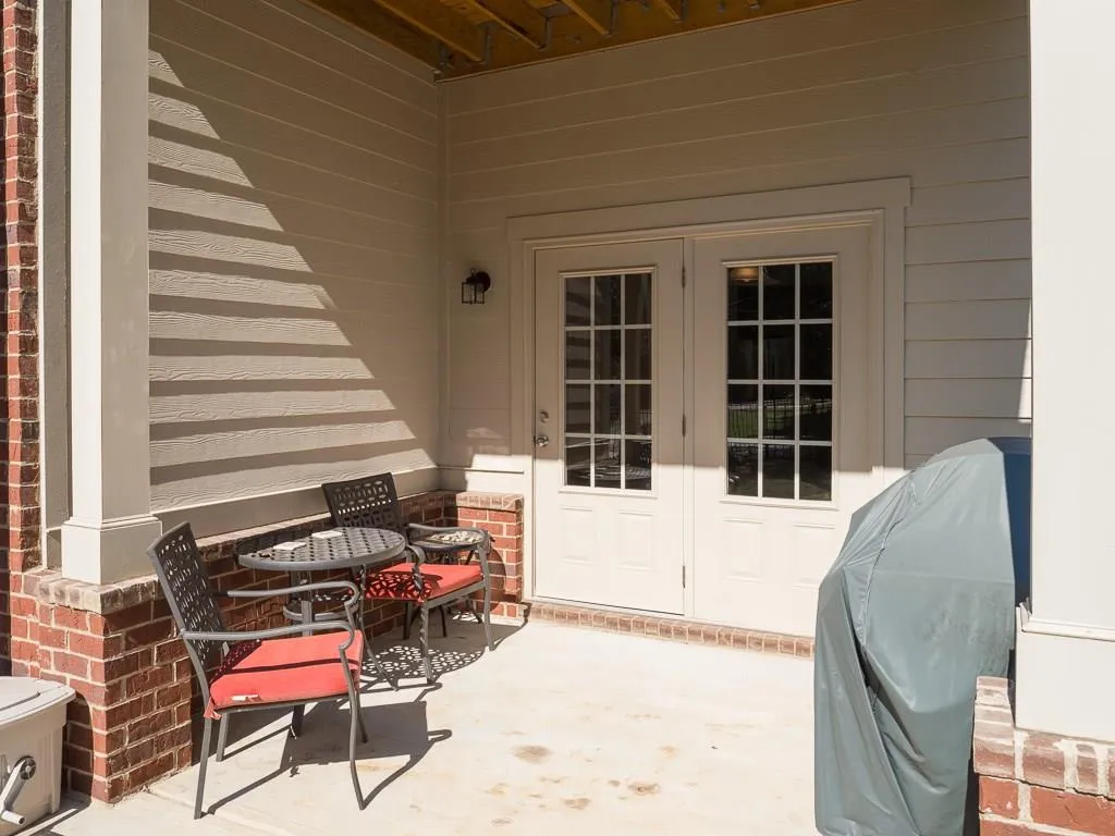 111 Beverly Place, Sandy Springs, Georgia 30328, 3 Bedrooms Bedrooms, ,3 BathroomsBathrooms,Residential,Sold,111 Beverly Place,5804366