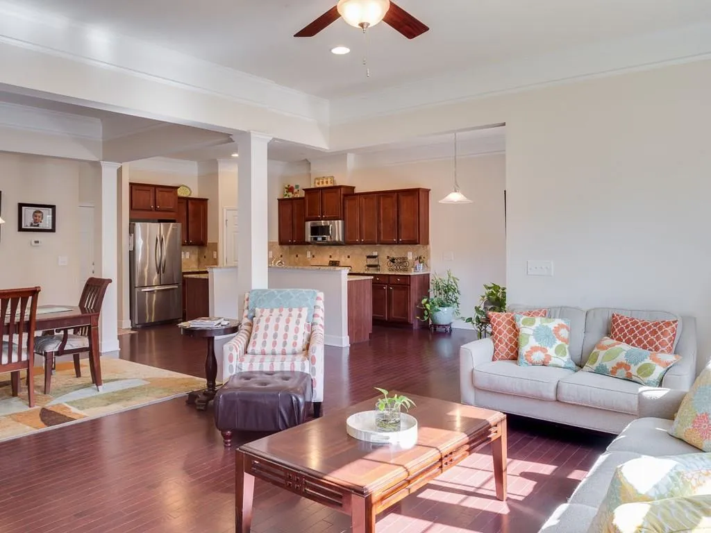 111 Beverly Place, Sandy Springs, Georgia 30328, 3 Bedrooms Bedrooms, ,3 BathroomsBathrooms,Residential,Sold,111 Beverly Place,5804366