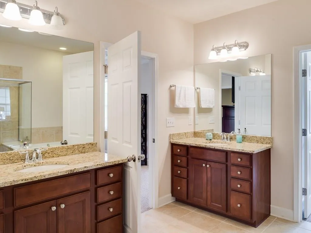 111 Beverly Place, Sandy Springs, Georgia 30328, 3 Bedrooms Bedrooms, ,3 BathroomsBathrooms,Residential,Sold,111 Beverly Place,5804366