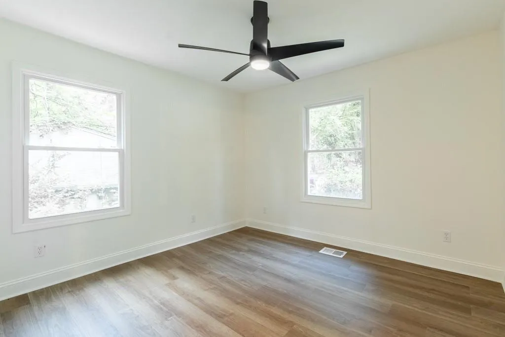 398 Baker Circle Nw, Atlanta, Georgia 30318, 4 Bedrooms Bedrooms, ,2 BathroomsBathrooms,Residential,For Sale,398 Baker Circle Nw,7585659