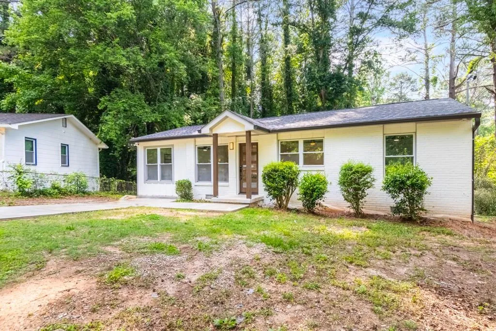 398 Baker Circle Nw, Atlanta, Georgia 30318, 4 Bedrooms Bedrooms, ,2 BathroomsBathrooms,Residential,For Sale,398 Baker Circle Nw,7585659