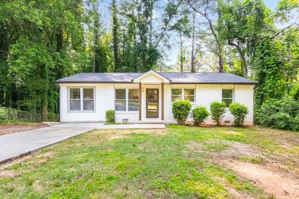 398 Baker Circle Nw, Atlanta, Georgia 30318, 4 Bedrooms Bedrooms, ,2 BathroomsBathrooms,Residential,For Sale,398 Baker Circle Nw,7585659