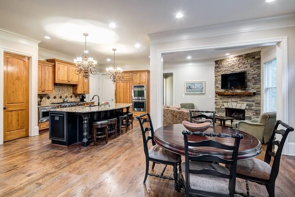 3916 Dahlwiny Court, Sandy Springs, Georgia 30350, 5 Bedrooms Bedrooms, ,5 BathroomsBathrooms,Residential,Sold,3916 Dahlwiny Court,5906752