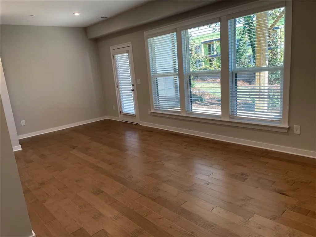 Bedroom/Office Basement