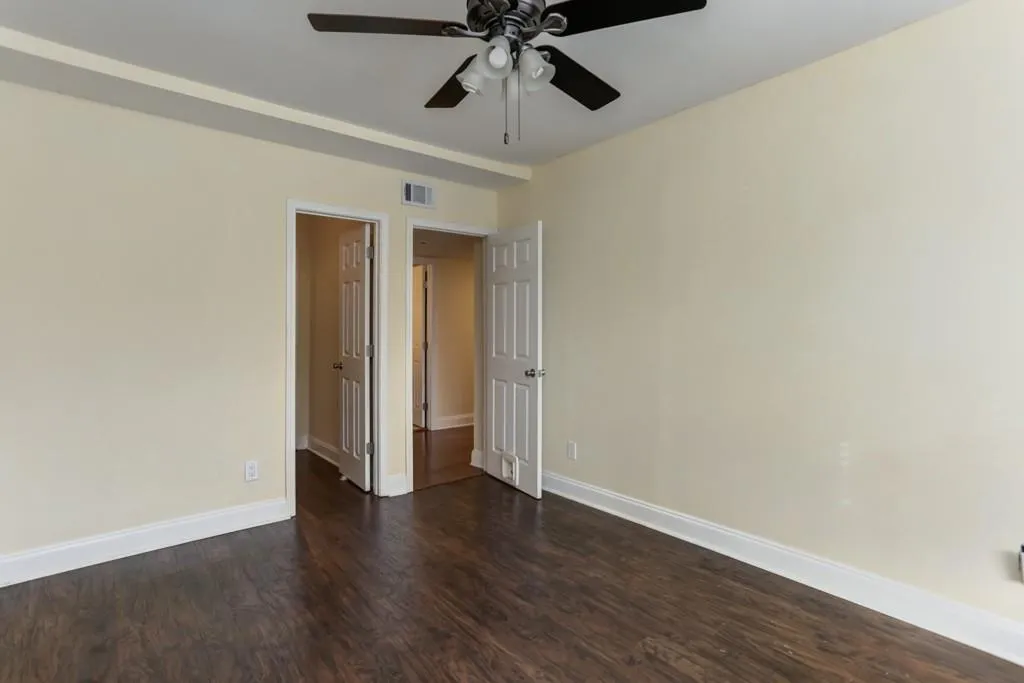 6980 Roswell Road Unit C12, Sandy Springs, Georgia 30328, 2 Bedrooms Bedrooms, ,2 BathroomsBathrooms,Residential,Sold,6980 Roswell Road Unit C12,6110523