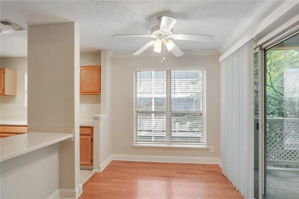 6812 Glenridge Drive Unit B, Sandy Springs, Georgia 30328, 3 Bedrooms Bedrooms, ,2 BathroomsBathrooms,Residential,Sold,6812 Glenridge Drive Unit B,6761992