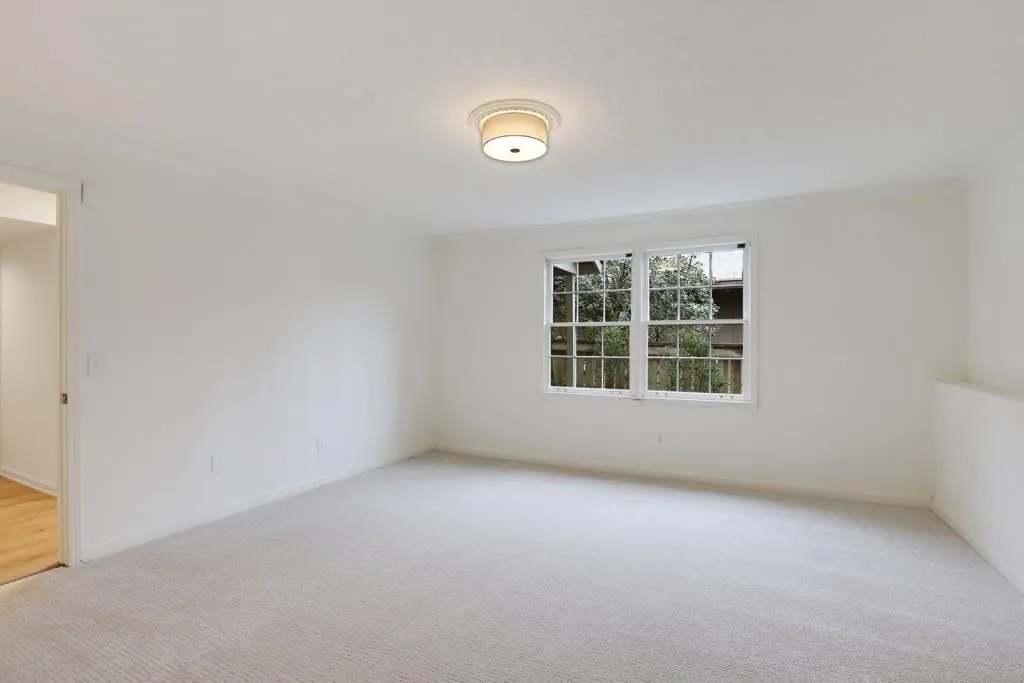 570 Spender Trace, Sandy Springs, Georgia 30350, 4 Bedrooms Bedrooms, ,3 BathroomsBathrooms,Residential,Sold,570 Spender Trace,6841977