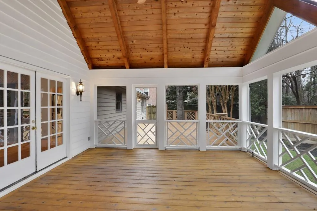 570 Spender Trace, Sandy Springs, Georgia 30350, 4 Bedrooms Bedrooms, ,3 BathroomsBathrooms,Residential,Sold,570 Spender Trace,6841977