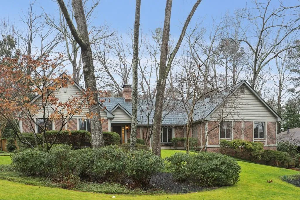 570 Spender Trace, Sandy Springs, Georgia 30350, 4 Bedrooms Bedrooms, ,3 BathroomsBathrooms,Residential,Sold,570 Spender Trace,6841977