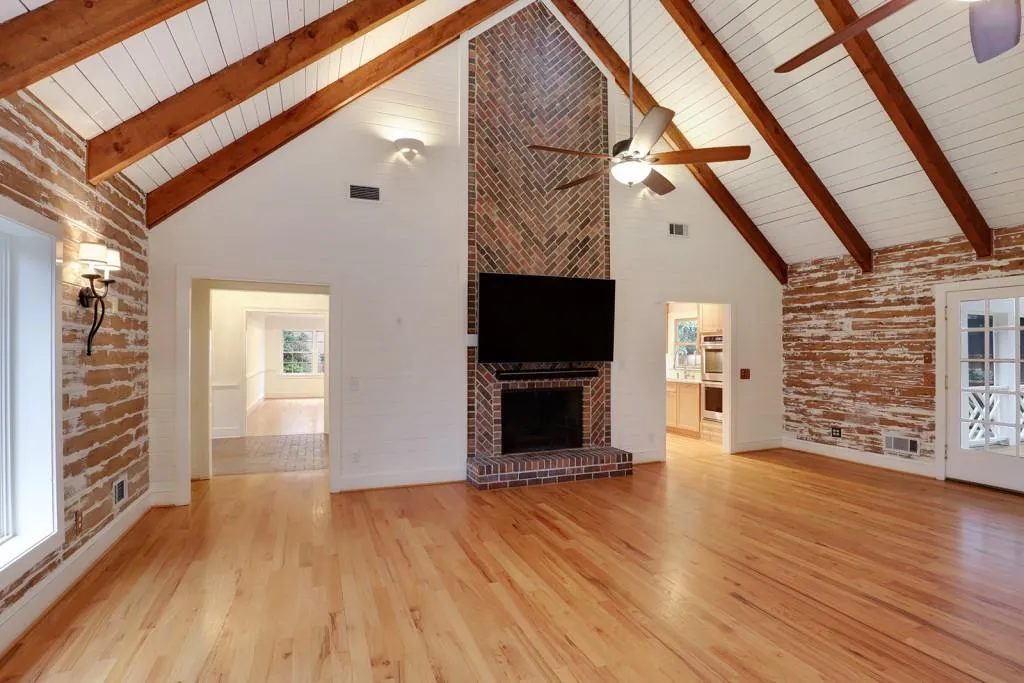 570 Spender Trace, Sandy Springs, Georgia 30350, 4 Bedrooms Bedrooms, ,3 BathroomsBathrooms,Residential,Sold,570 Spender Trace,6841977