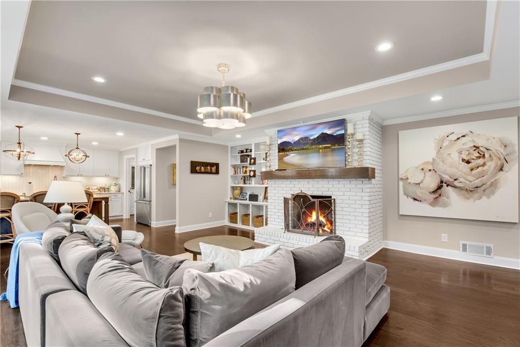 7545 Chaparral Drive, Sandy Springs, Georgia 30350, 5 Bedrooms Bedrooms, ,4 BathroomsBathrooms,Residential,Sold,7545 Chaparral Drive,7297990