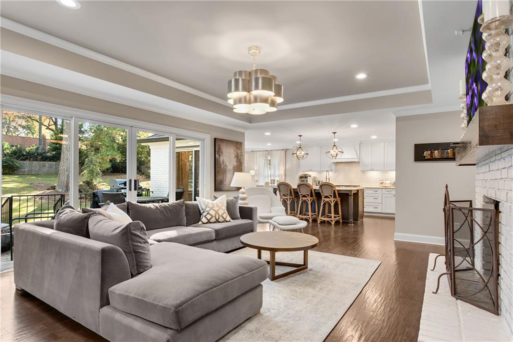 7545 Chaparral Drive, Sandy Springs, Georgia 30350, 5 Bedrooms Bedrooms, ,4 BathroomsBathrooms,Residential,Sold,7545 Chaparral Drive,7297990