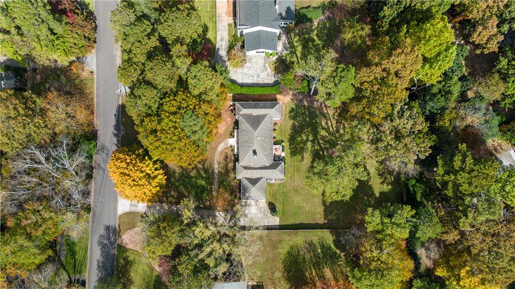 7545 Chaparral Drive, Sandy Springs, Georgia 30350, 5 Bedrooms Bedrooms, ,4 BathroomsBathrooms,Residential,Sold,7545 Chaparral Drive,7297990